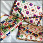 Handbags & Clutches